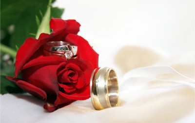 Kwiat Róży jako Motyw Przewodni Ślubu: Piękno, Miłość i Elegancja